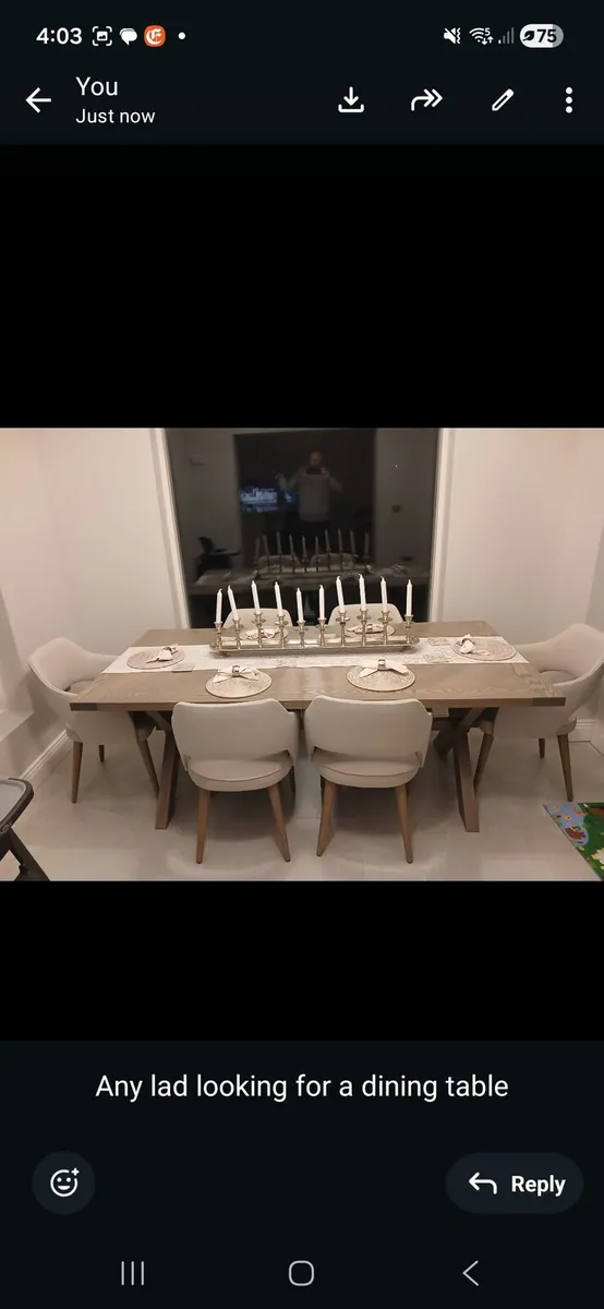Dining table - Image 2