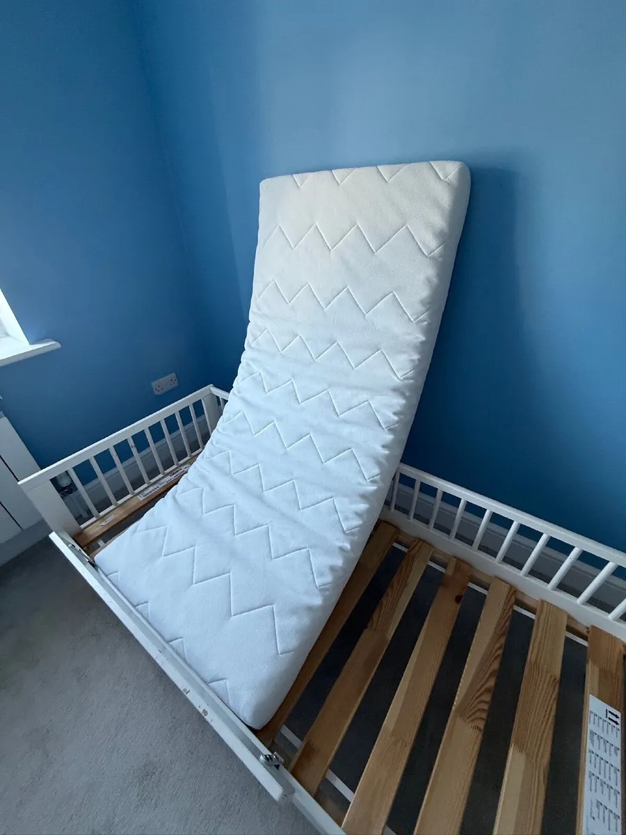 Children’s bed - Image 2