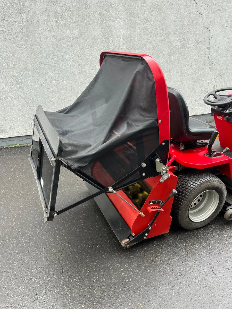 Westwood V25-50HE mower - Image 2