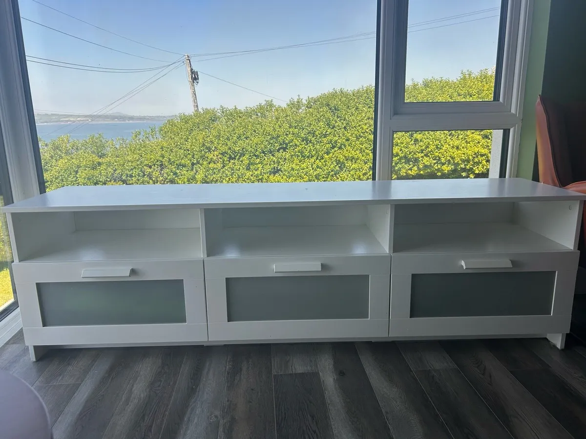 TV Unit - Image 1
