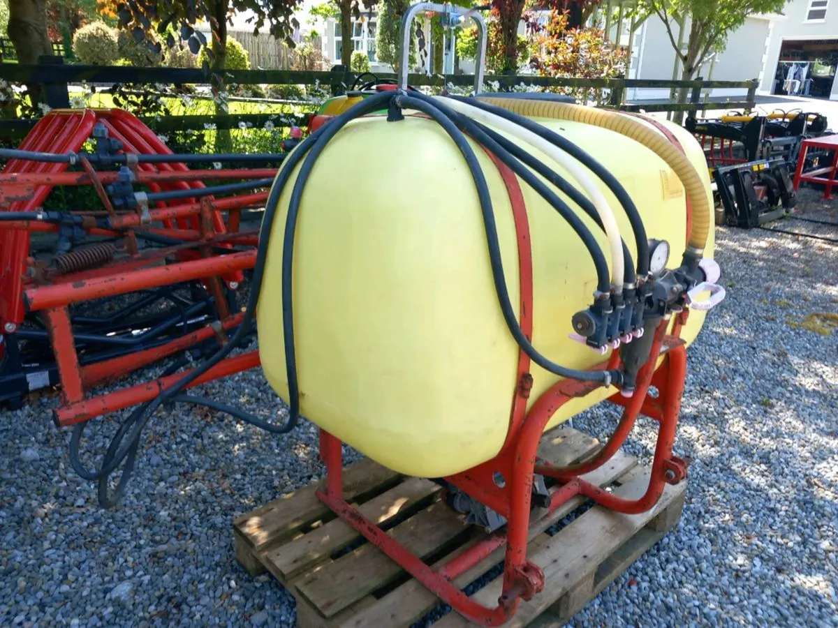 Hardy sprayer 600litre - Image 2