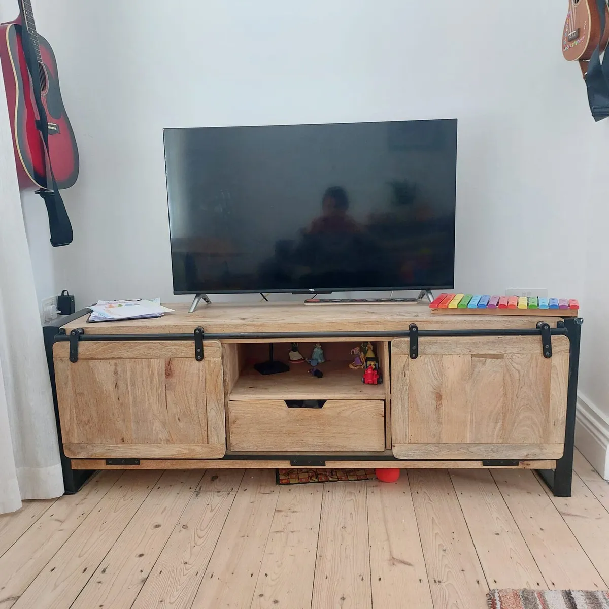 Sklum TV unit - 160 X 45 X 55cm - Image 1