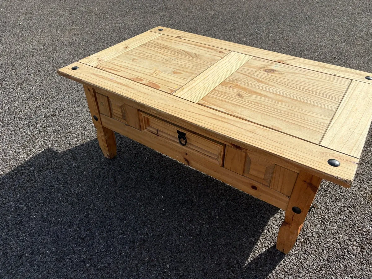Coffee table - Image 1