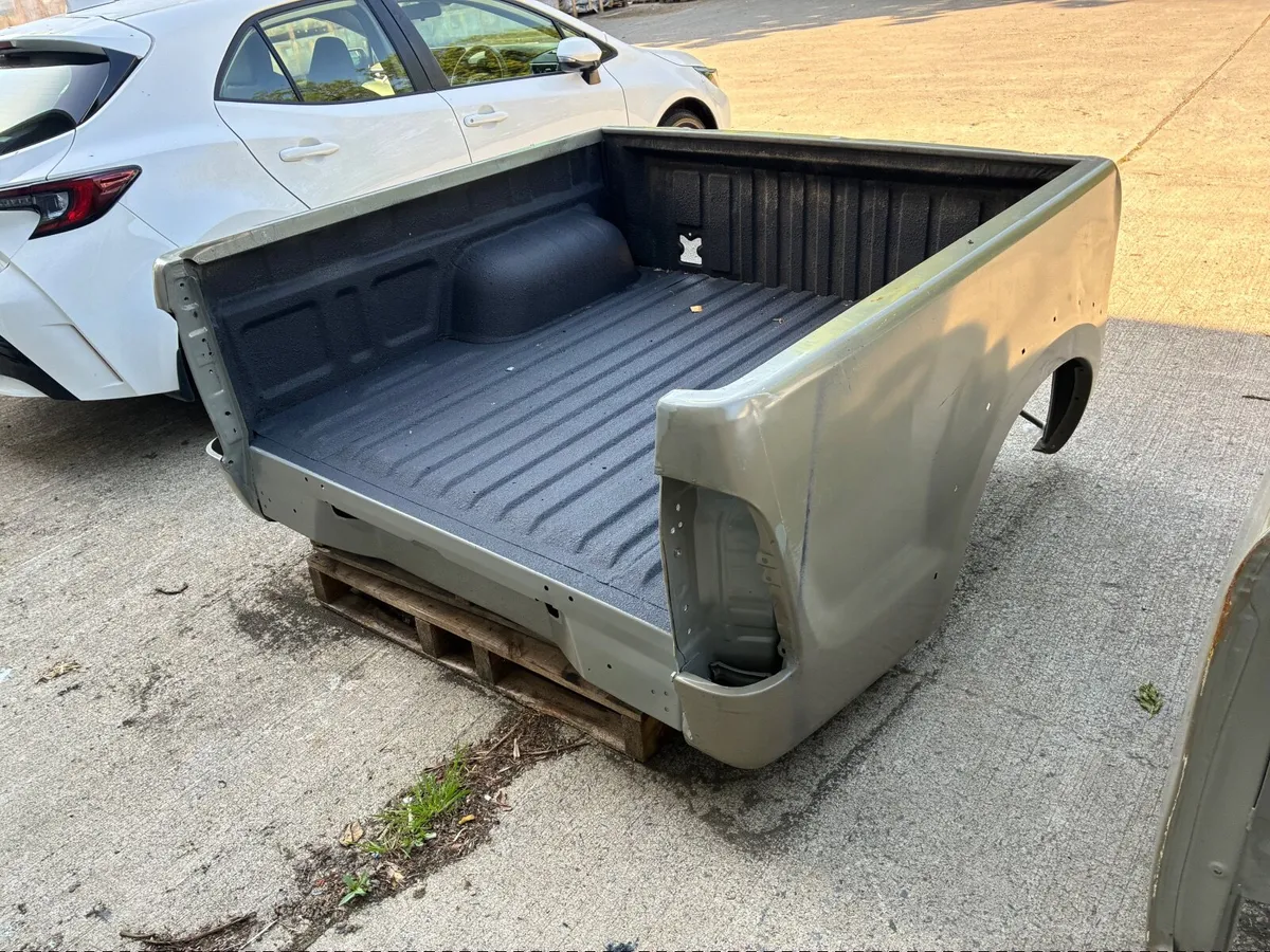 Toyota Hilux rear body / tub - Image 3