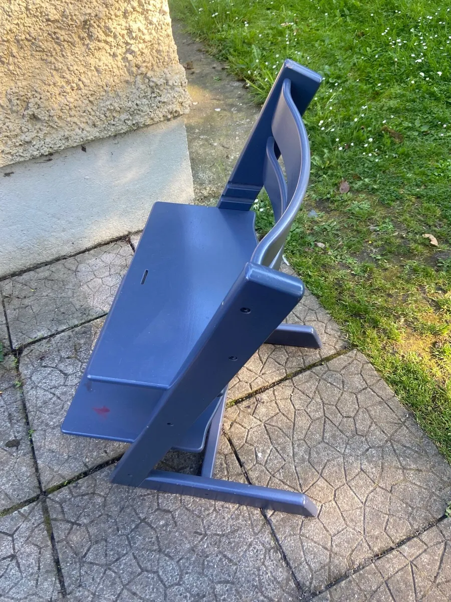 Stoke High Chair Dark Blue - Image 2