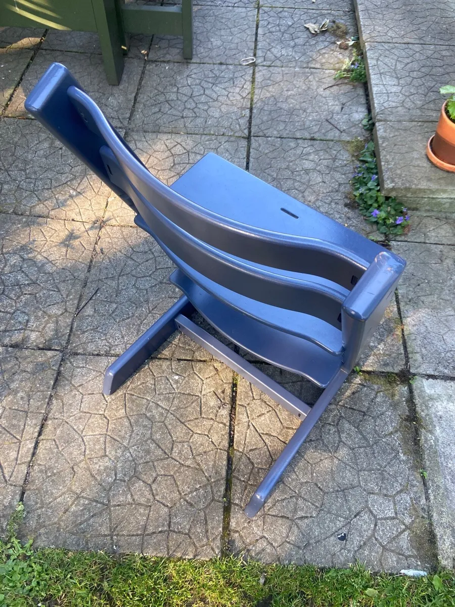 Stoke High Chair Dark Blue - Image 3