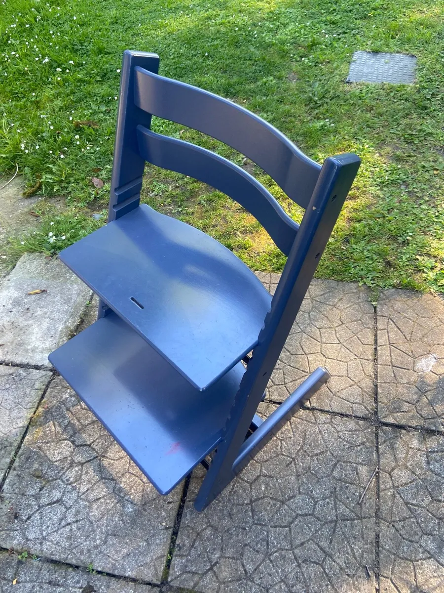 Stoke High Chair Dark Blue - Image 4