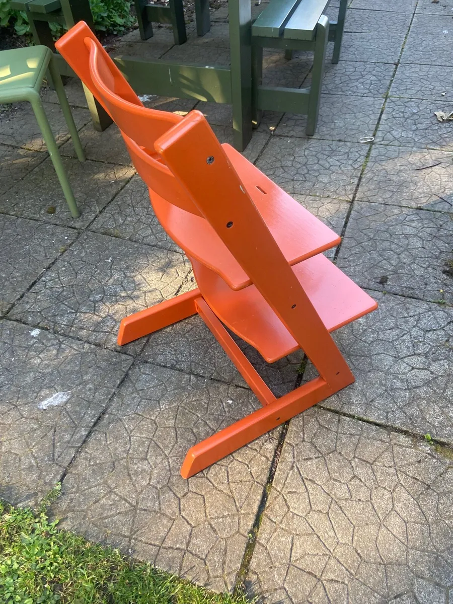 Stoke High Chair - Orange - Image 3
