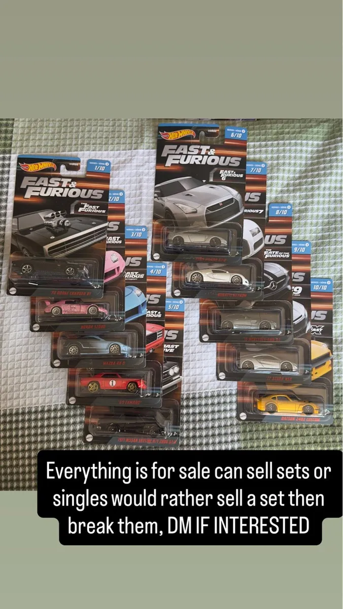 Hot Wheels Sets and Singles - Image 1
