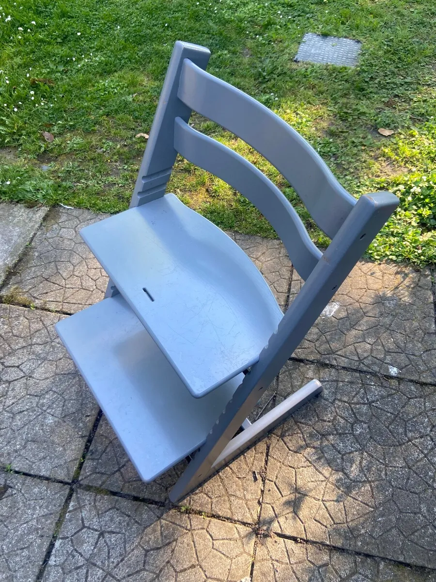 Stoke High Chair - Light Grey - Image 4
