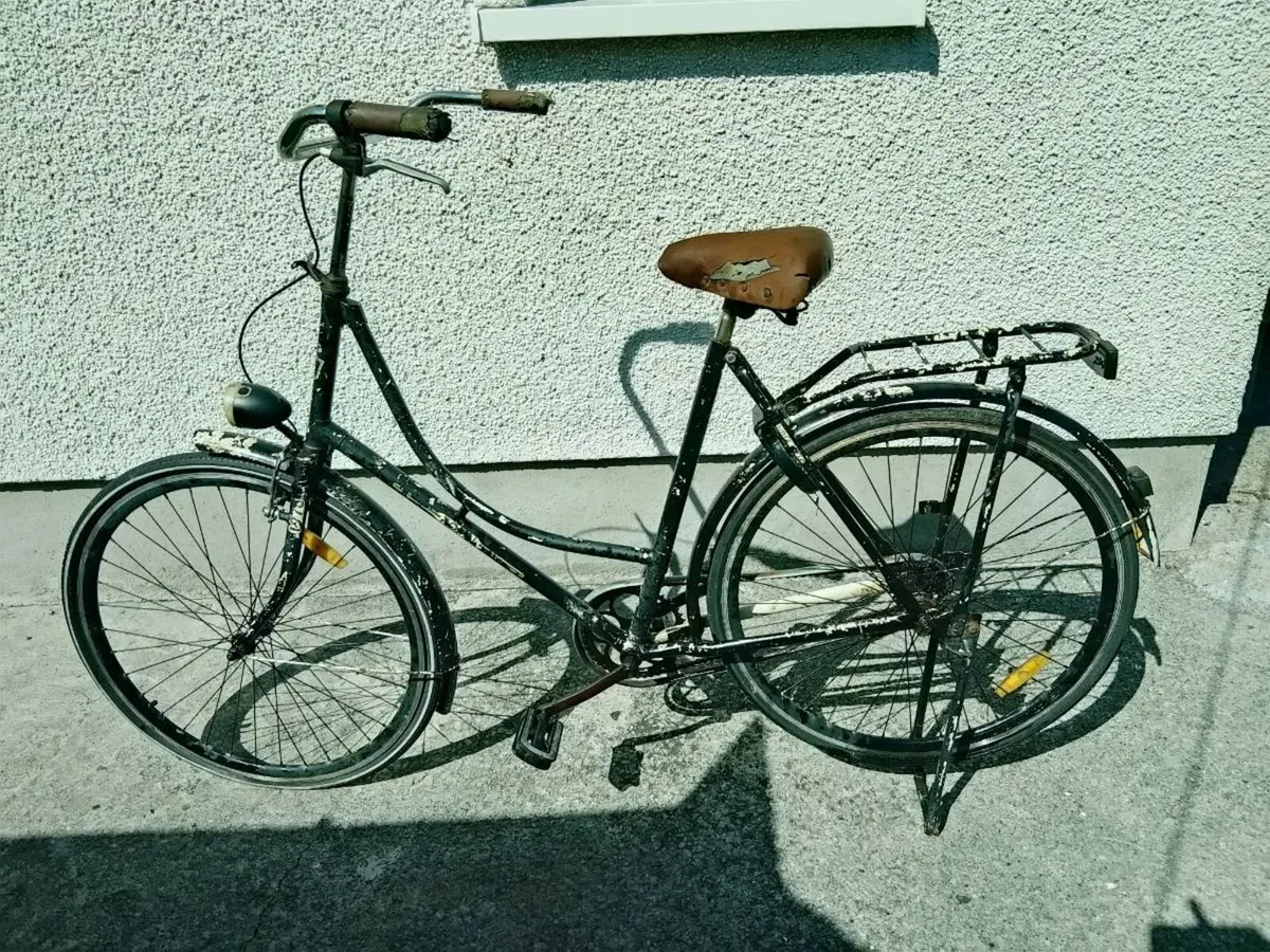 1976 city bike - Image 1