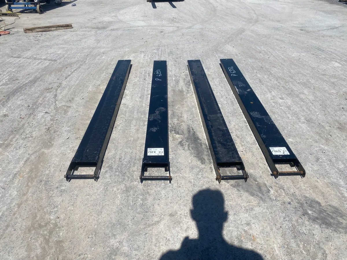 forklift - Image 2