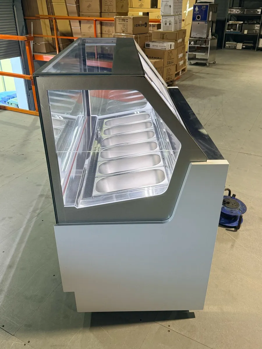 ICE CREAM DISPLAY - Image 3