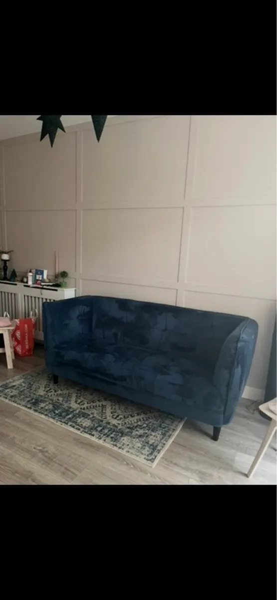 Couch - Image 2