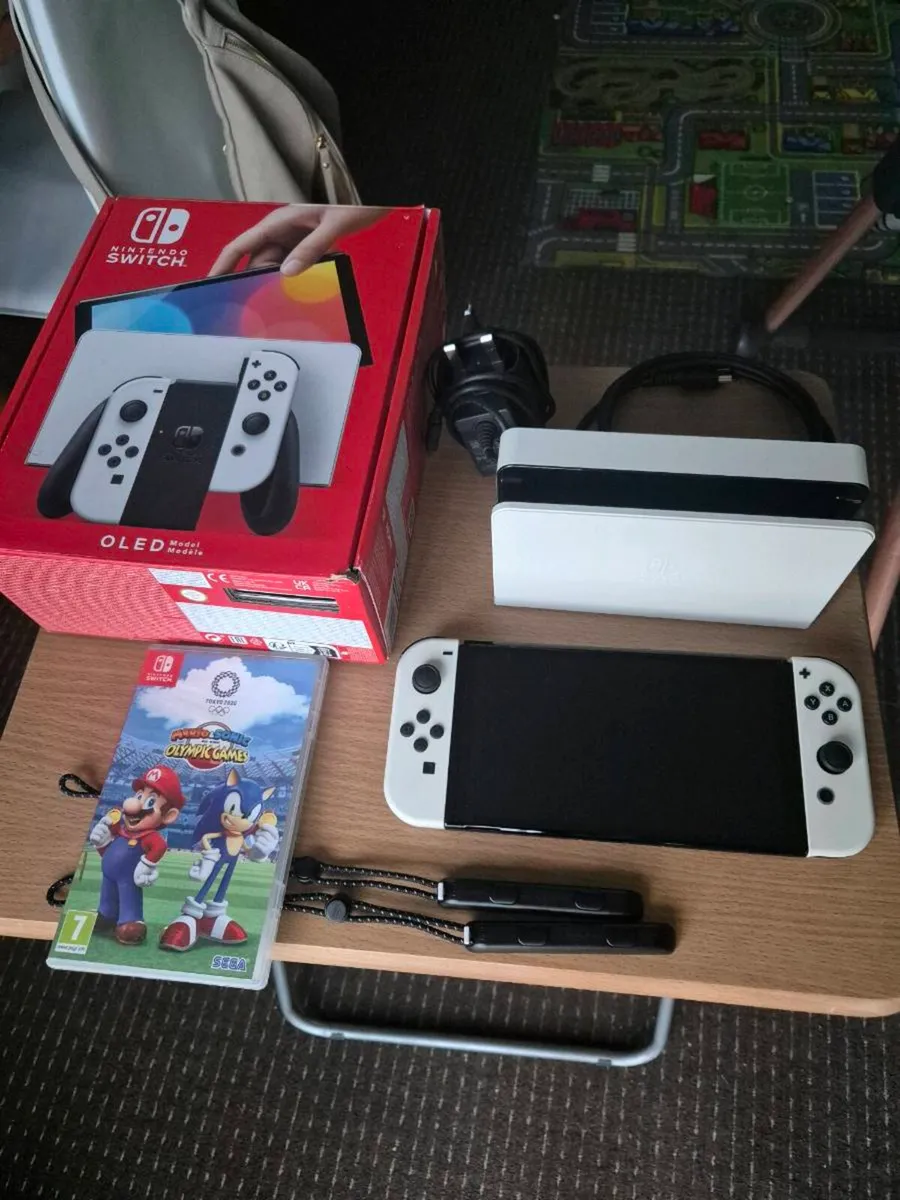 Nintendo switch OLED - Image 1