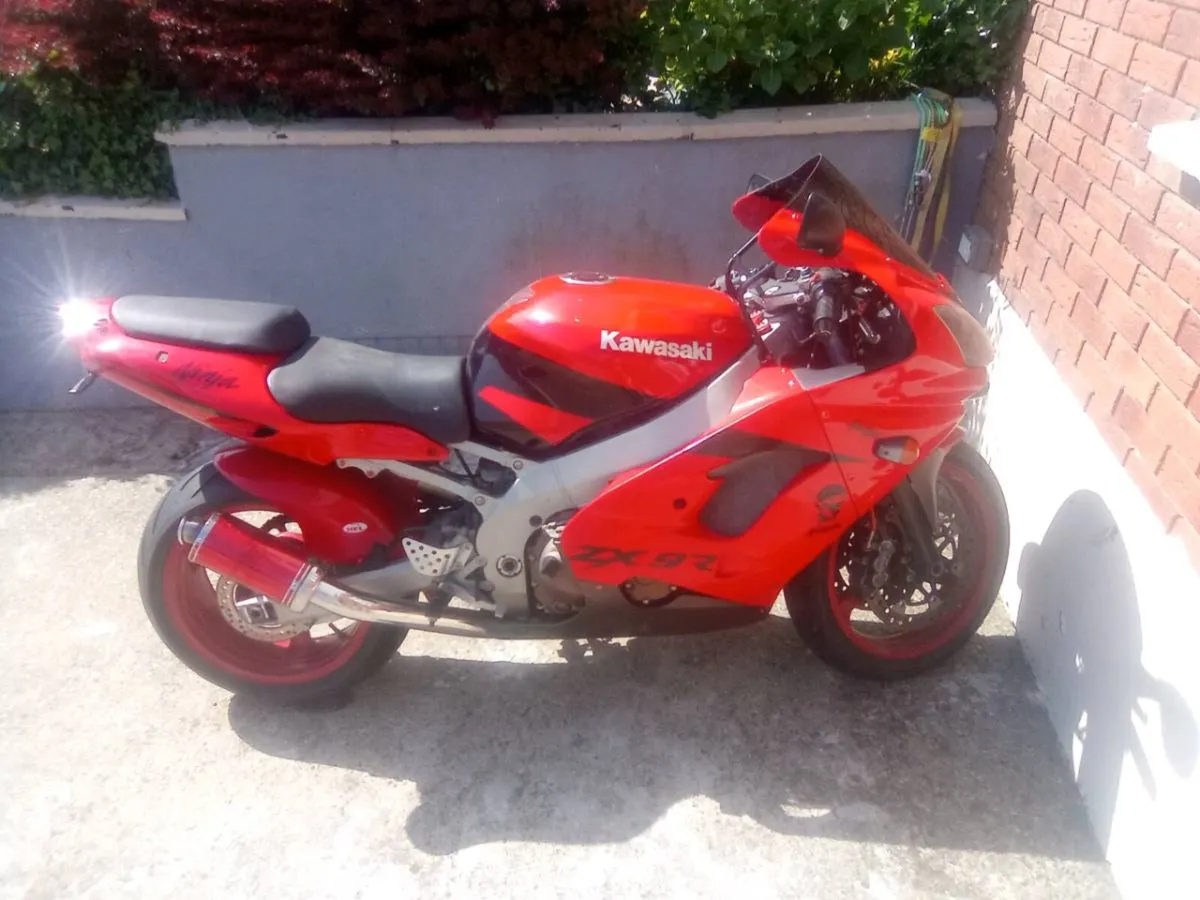 Kawasaki zx9 - Image 4