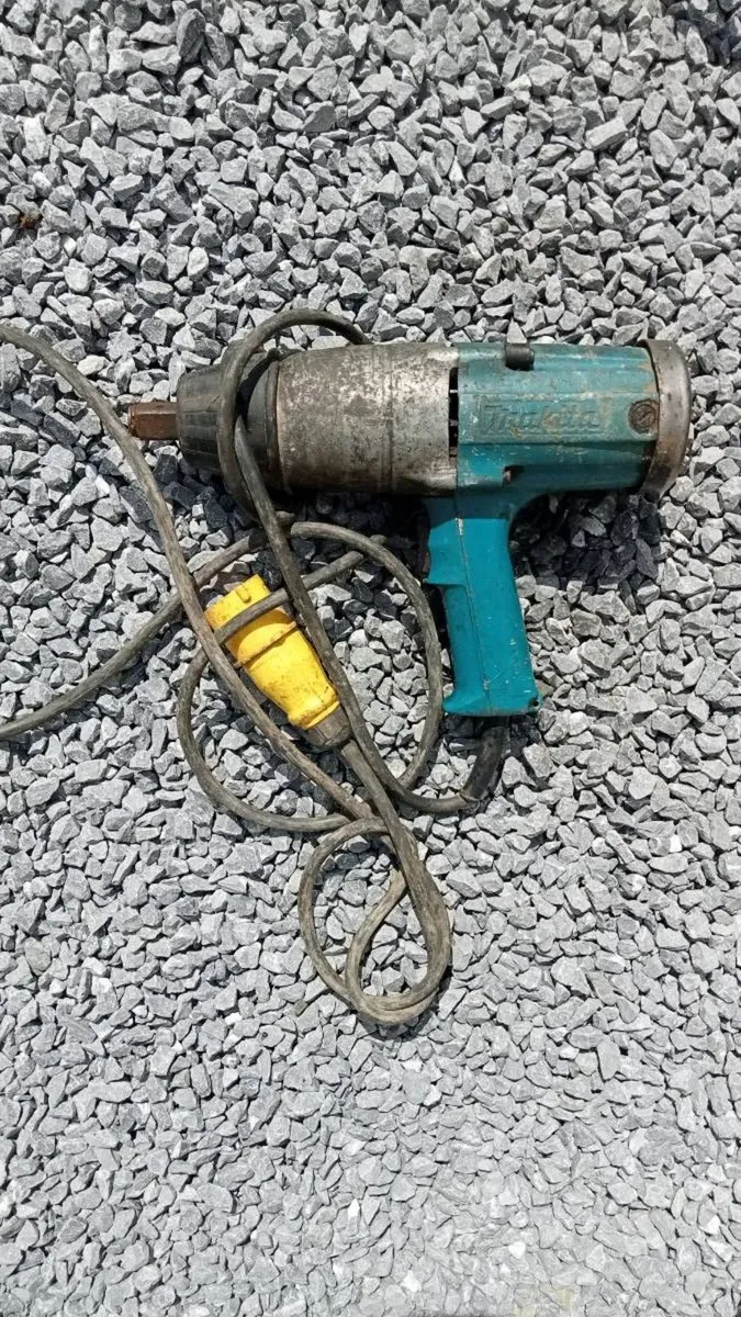 Makita heavy duty nut gun - Image 1