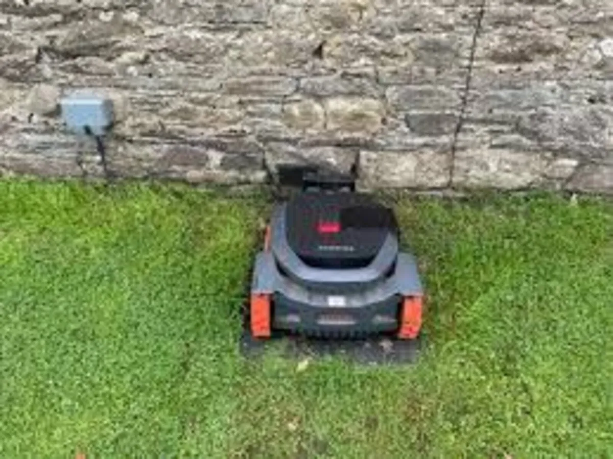 Segway Navimow X330 Robotic Lawn Mower – 1 Year Ol - Image 1