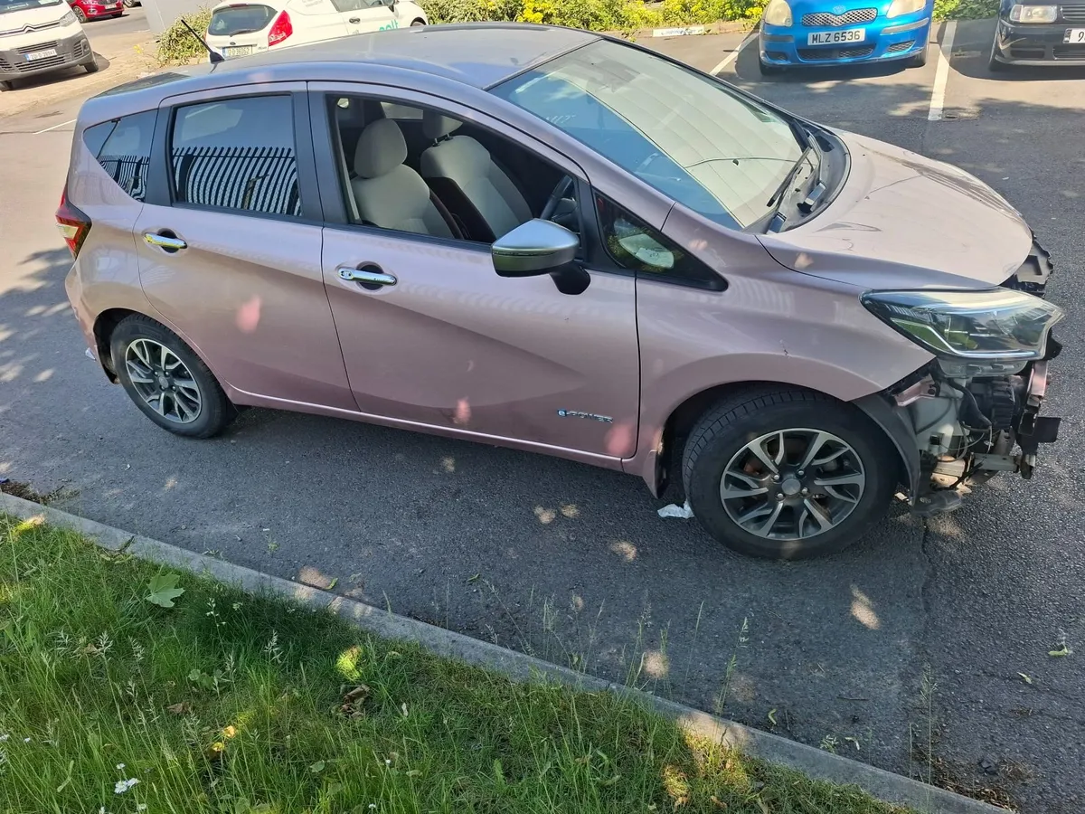 NISSAN NOTE E-POWER 2017 - Image 4