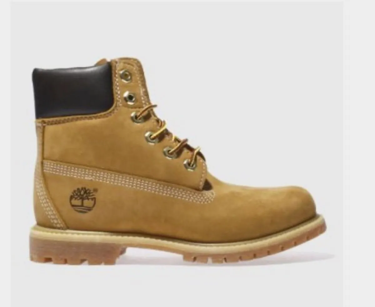 BNWT Premium Timberland Boots 6-Inch Natural Size - Image 1