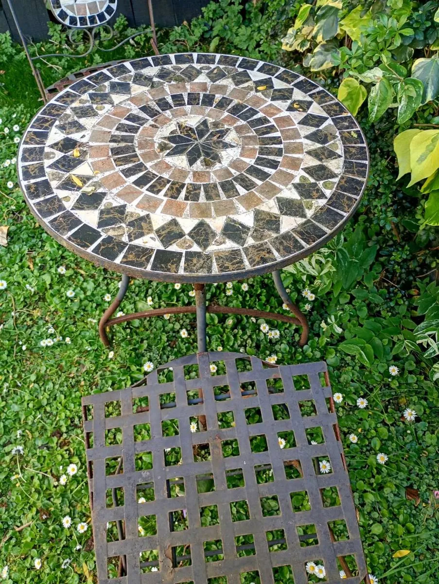 Metal outdoor furniture - Image 2
