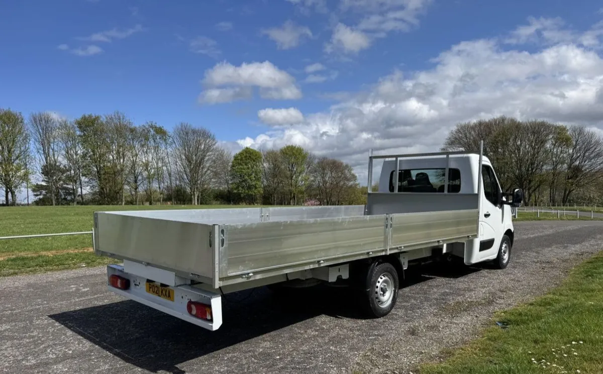 2021 Nissan Nv400 Dropside Van - Image 3