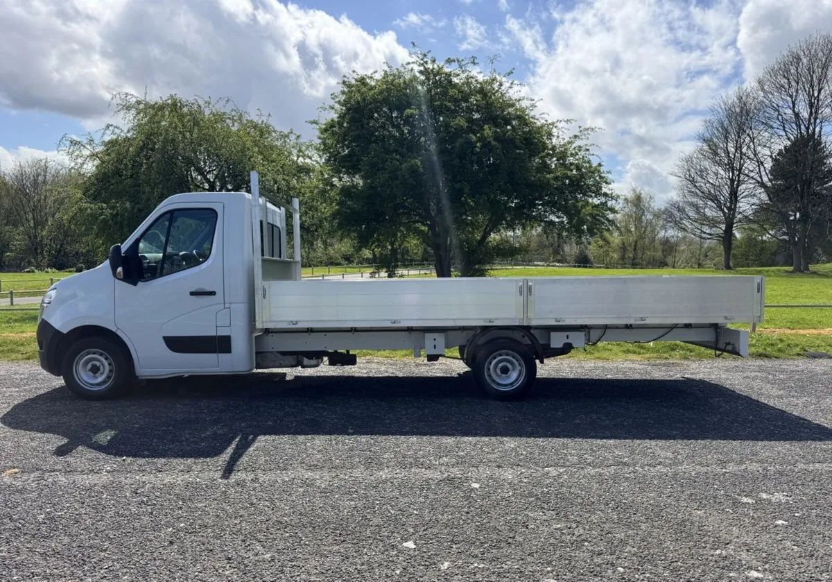 2021 Nissan Nv400 Dropside Van - Image 1