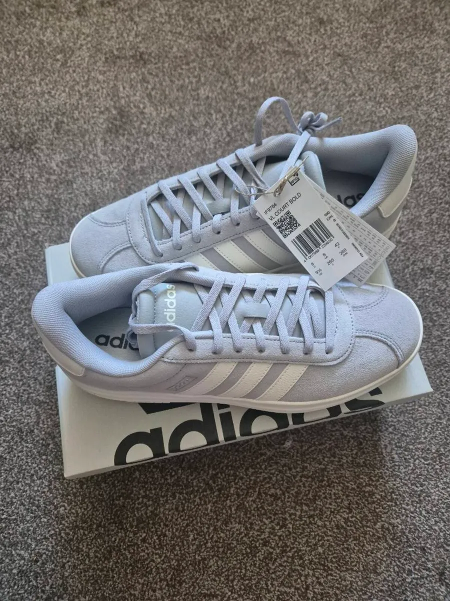 Adidas Lifestyle Court
VL Court Bold Shoes - Image 3