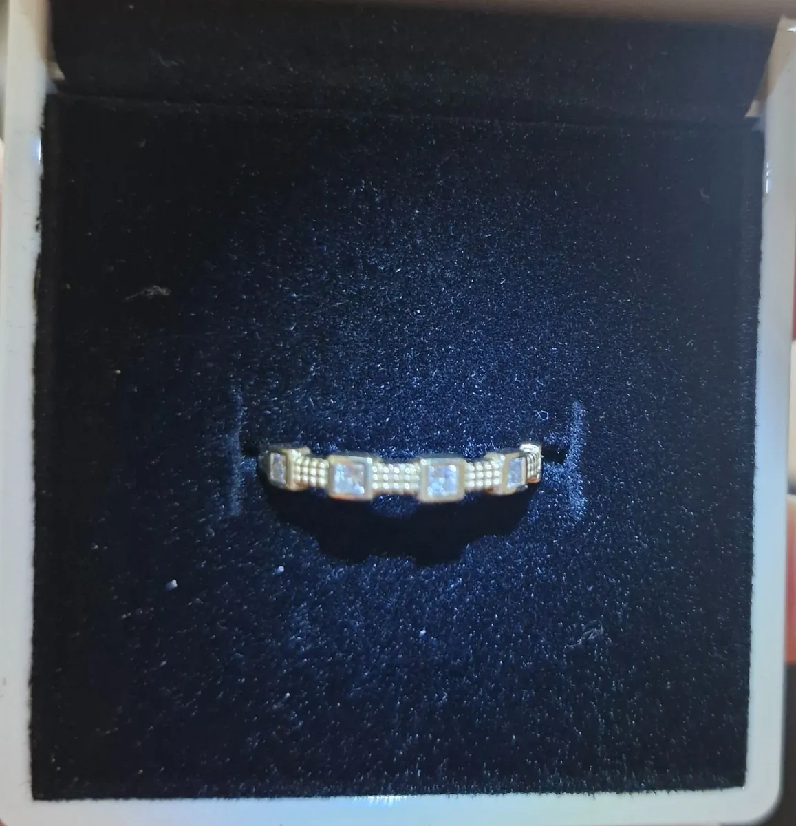 Diamond ring - Image 1