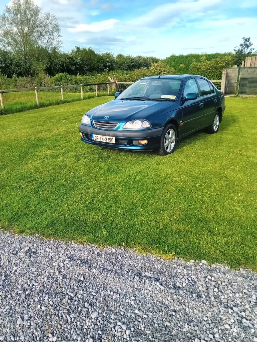 Toyota avensis - Image 3