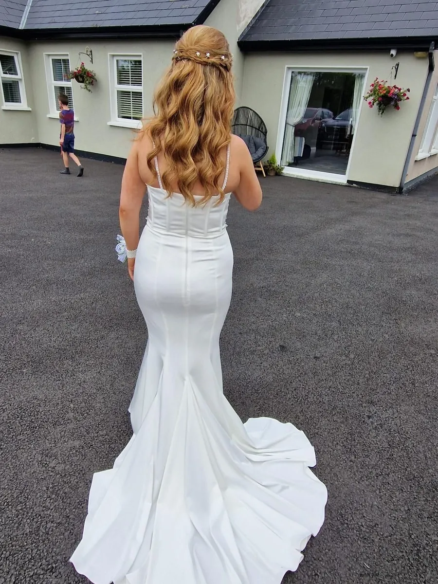 Wedding dress - Image 3