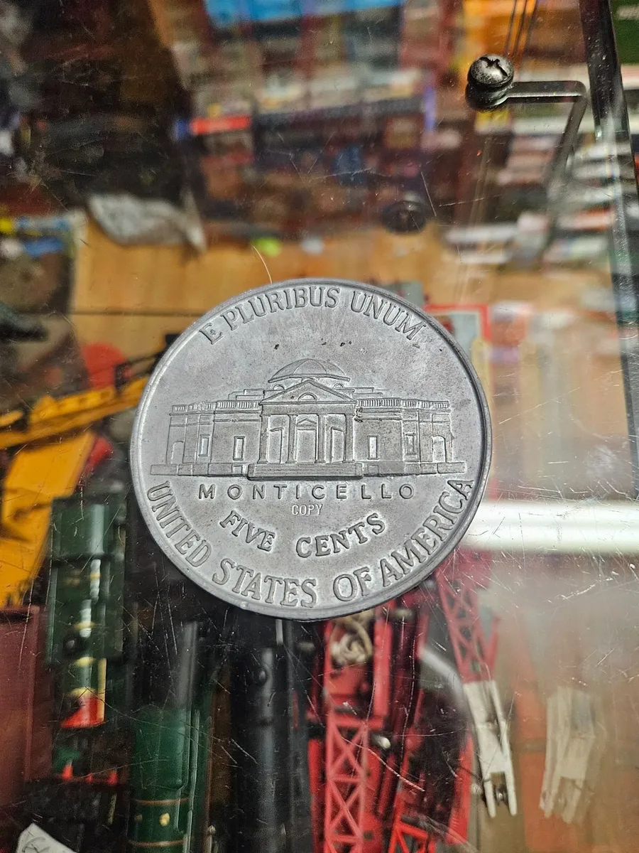 Vintage Large American Coin - Image 1