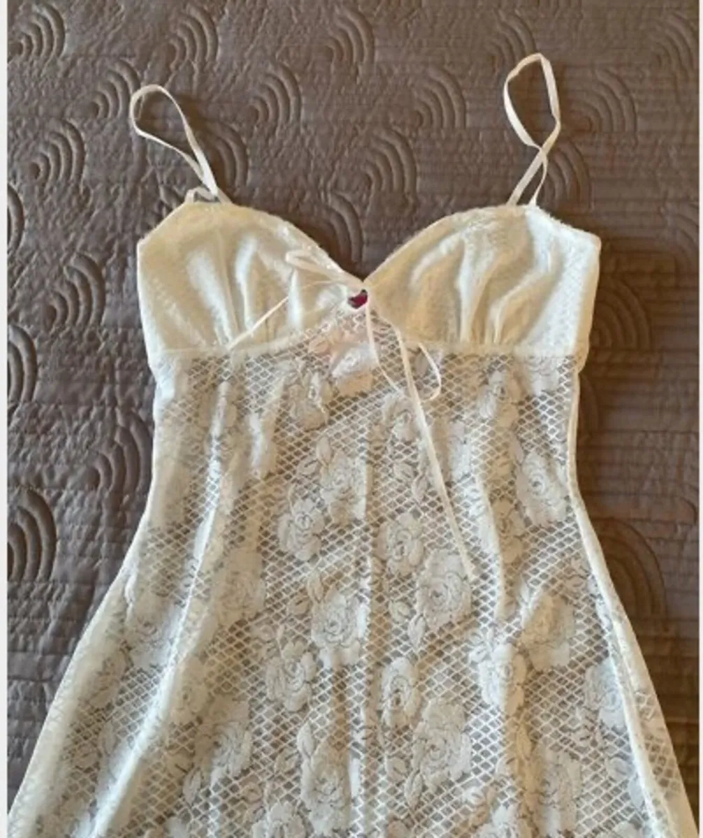 BNWT Edikted Ayala Lace Sheer Minidress - Image 2