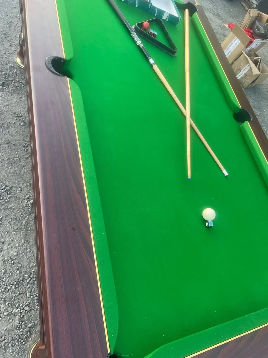 Pool table - Image 3