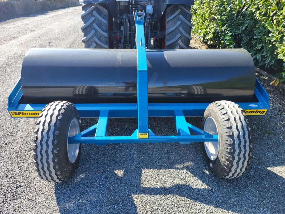 Fleming 9ft Hydraulic Lifting Roller - Image 3