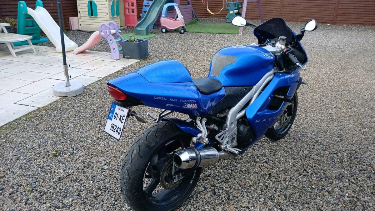Motorcycle - Image 3