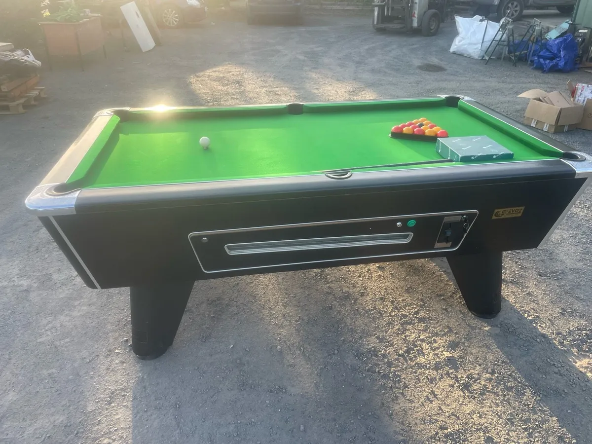 Pool table - Image 2
