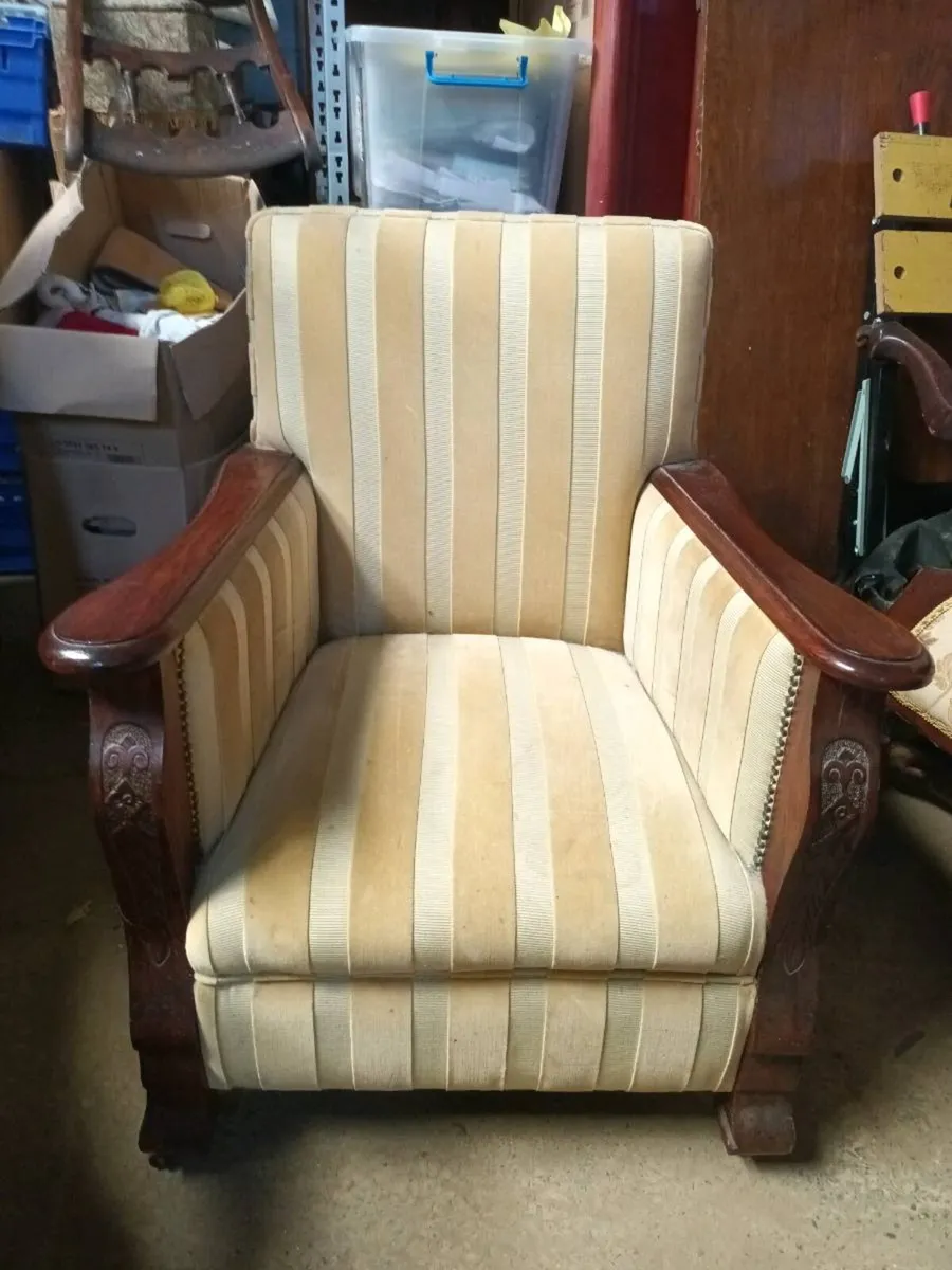 Armchair - Image 1