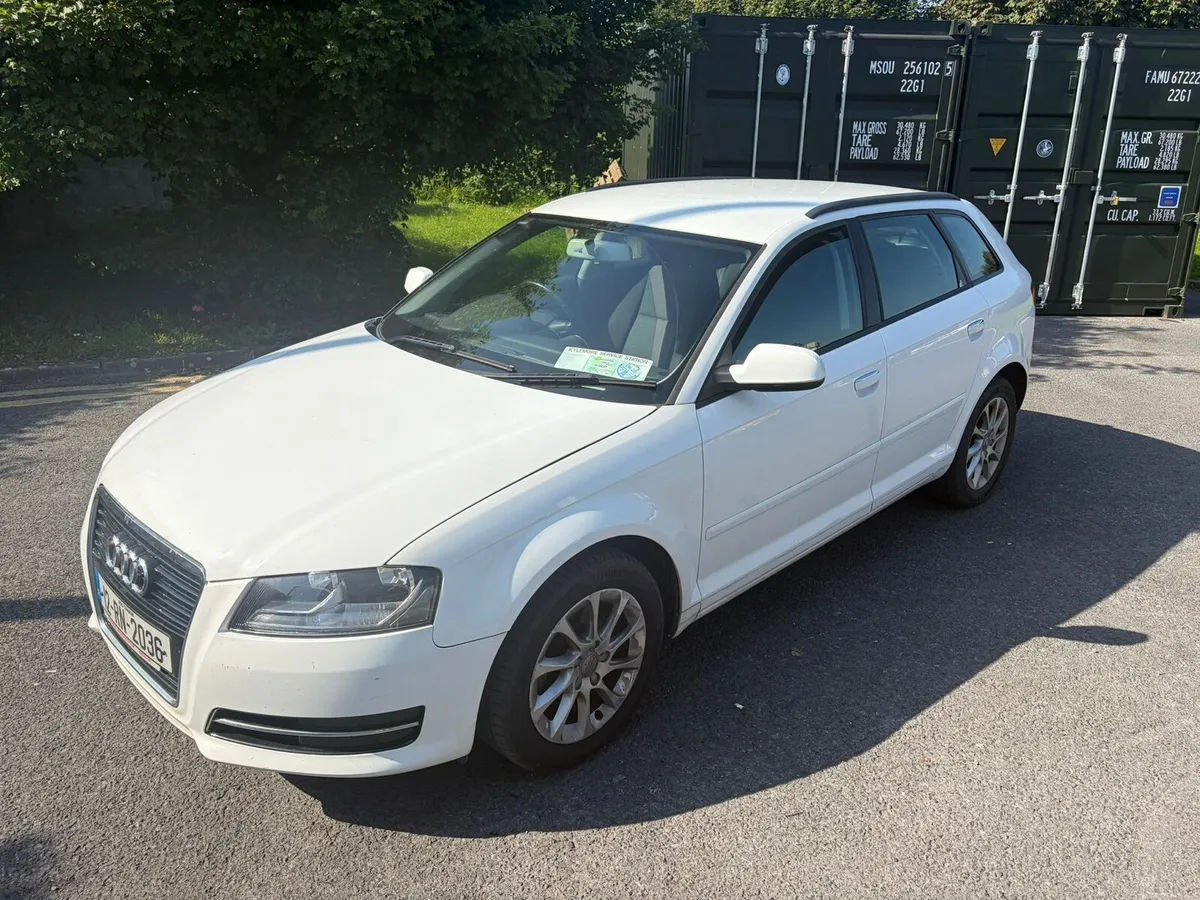12 AUDI A3 - Image 4