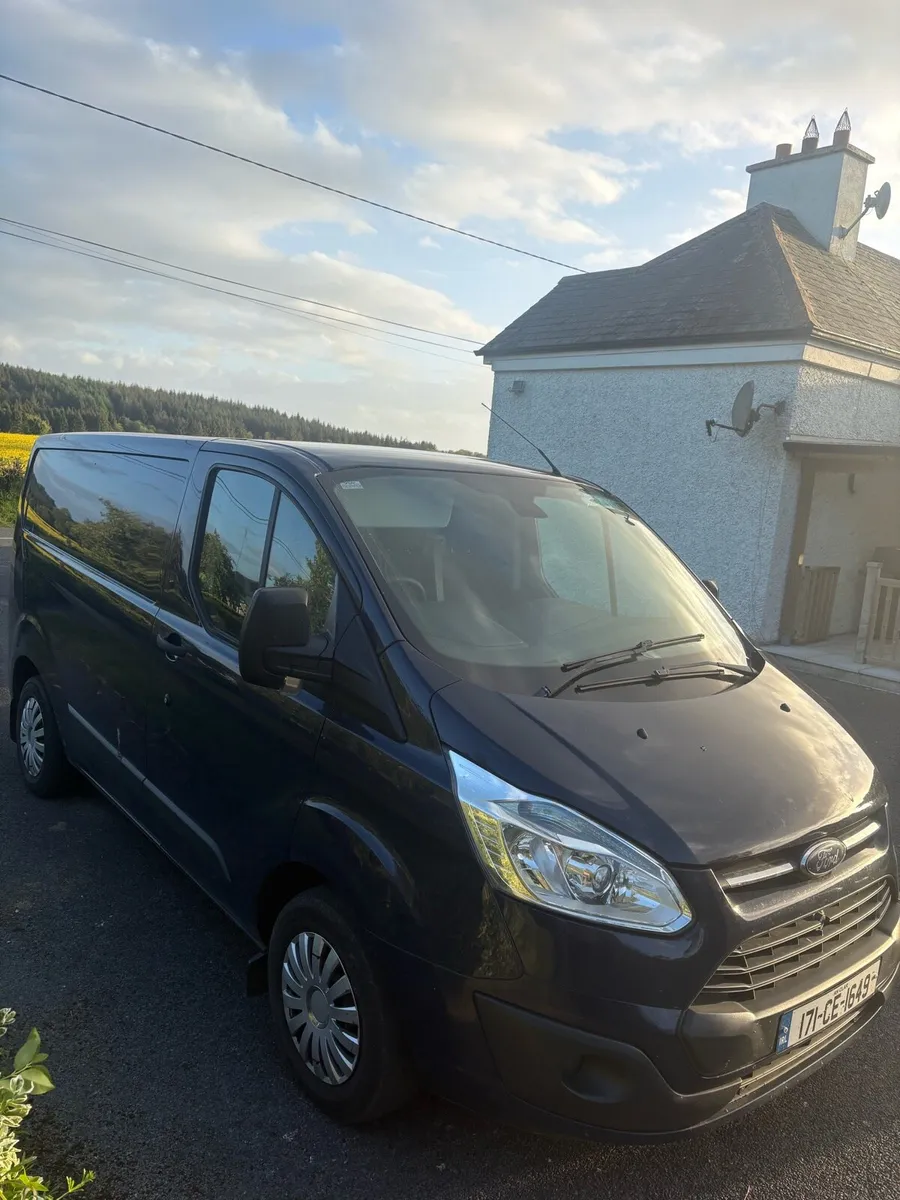 Ford transit custom DOE 04/27 - Image 2