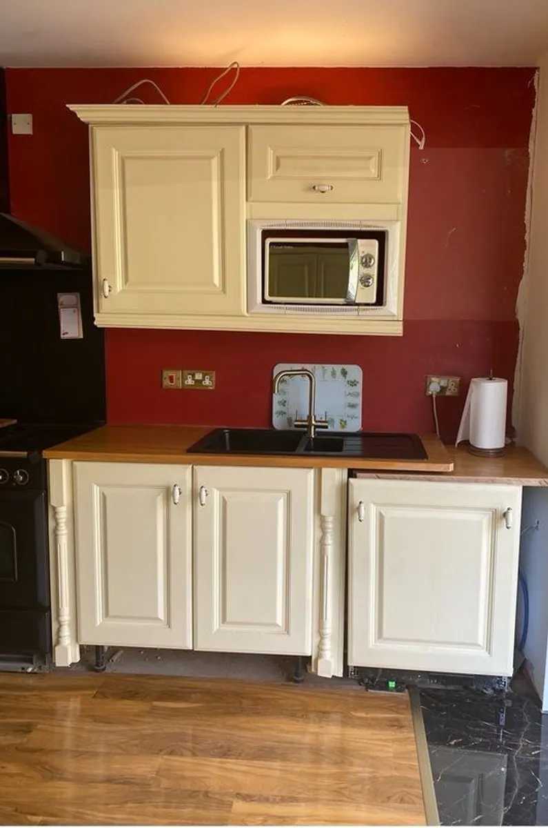 Kitchen + Island + Solid Oak Countertops - Image 4
