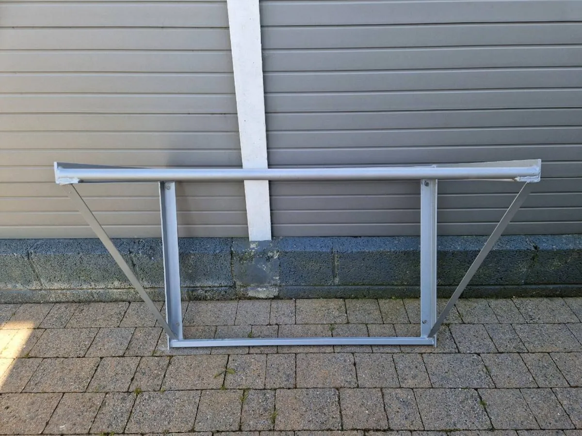Wall mounted pull up bar - Image 2