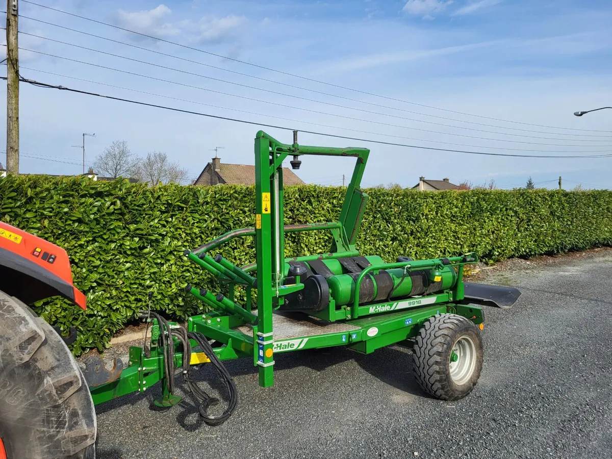 2020 McHale 991B Bale Wrapper - Image 1