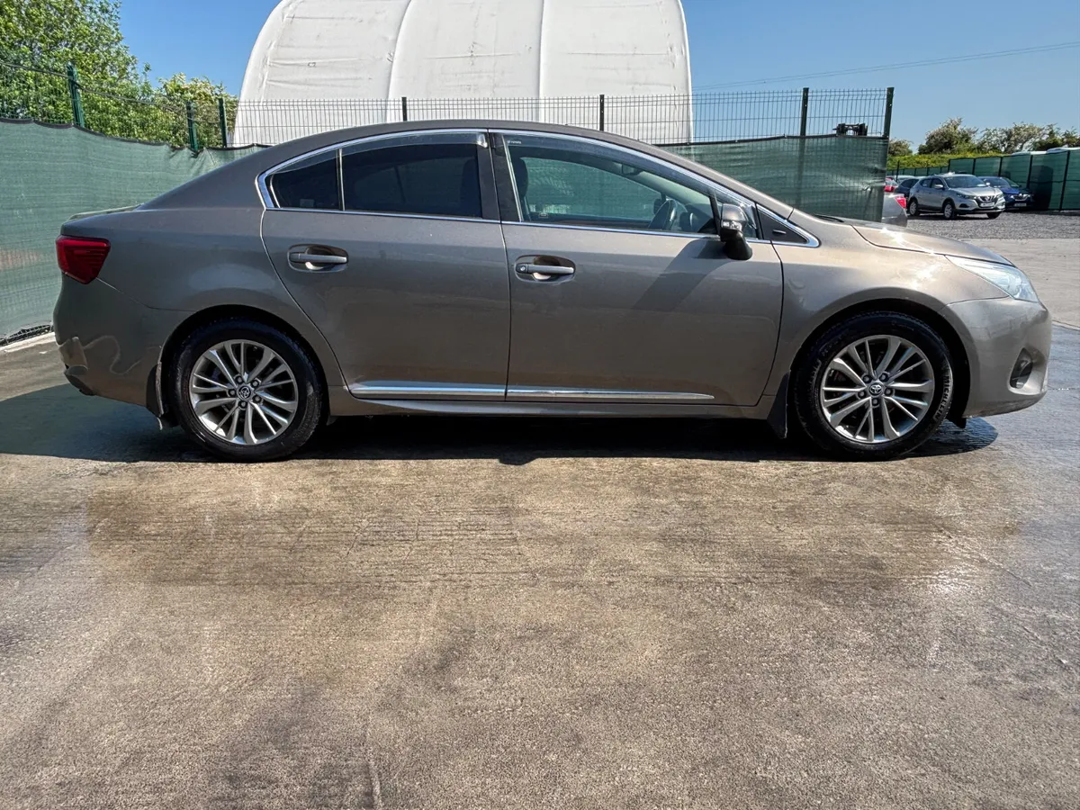 2017 Toyota Avensis   Diesel - Image 3