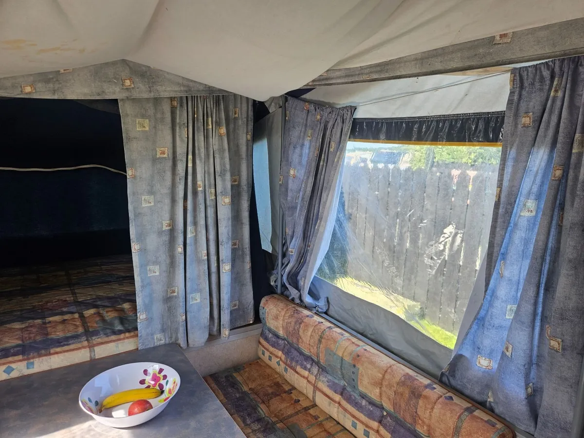 Trailer tent - Image 3