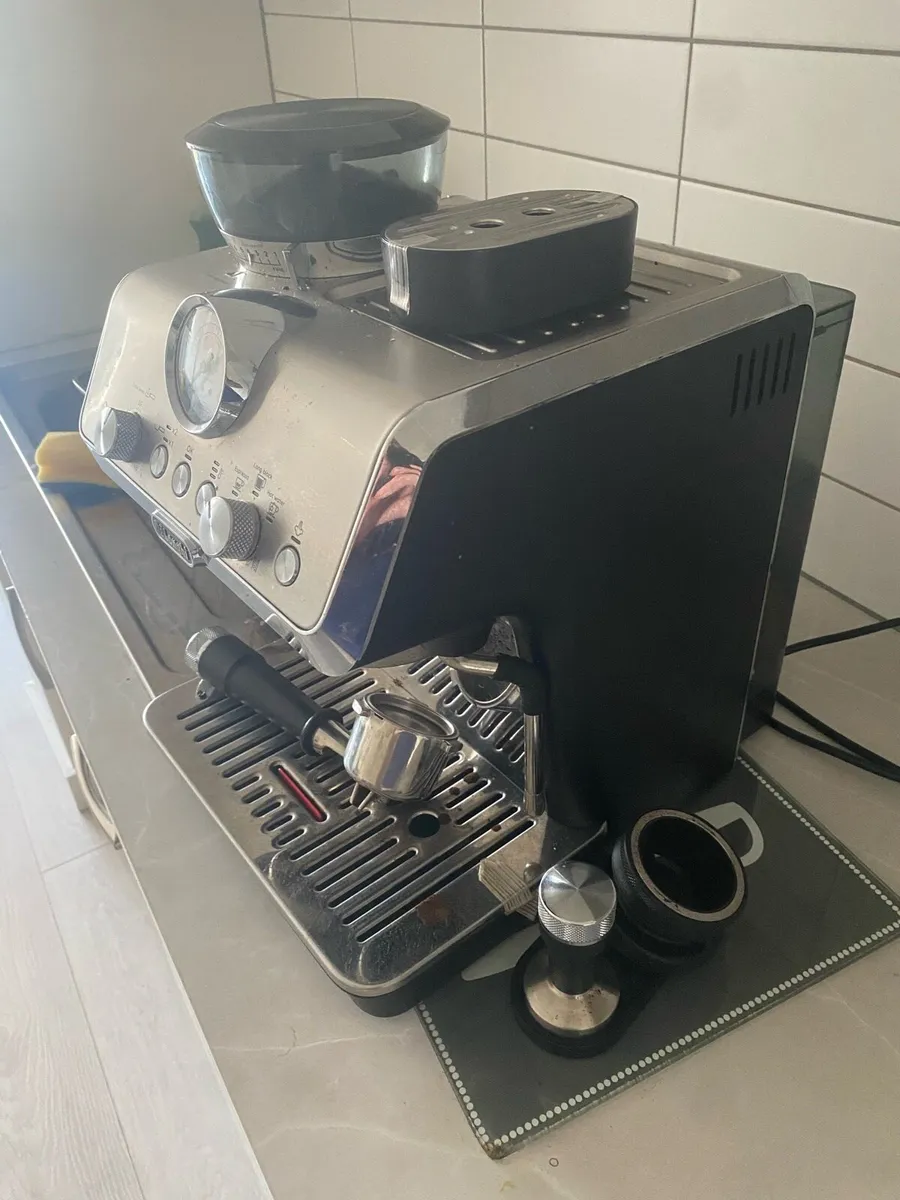 Coffee Machine - Image 2