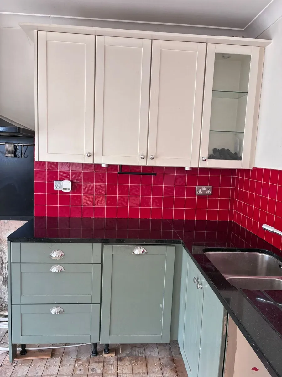 Kitchen -Cabinets, Worktops and Cooker hood - Image 4