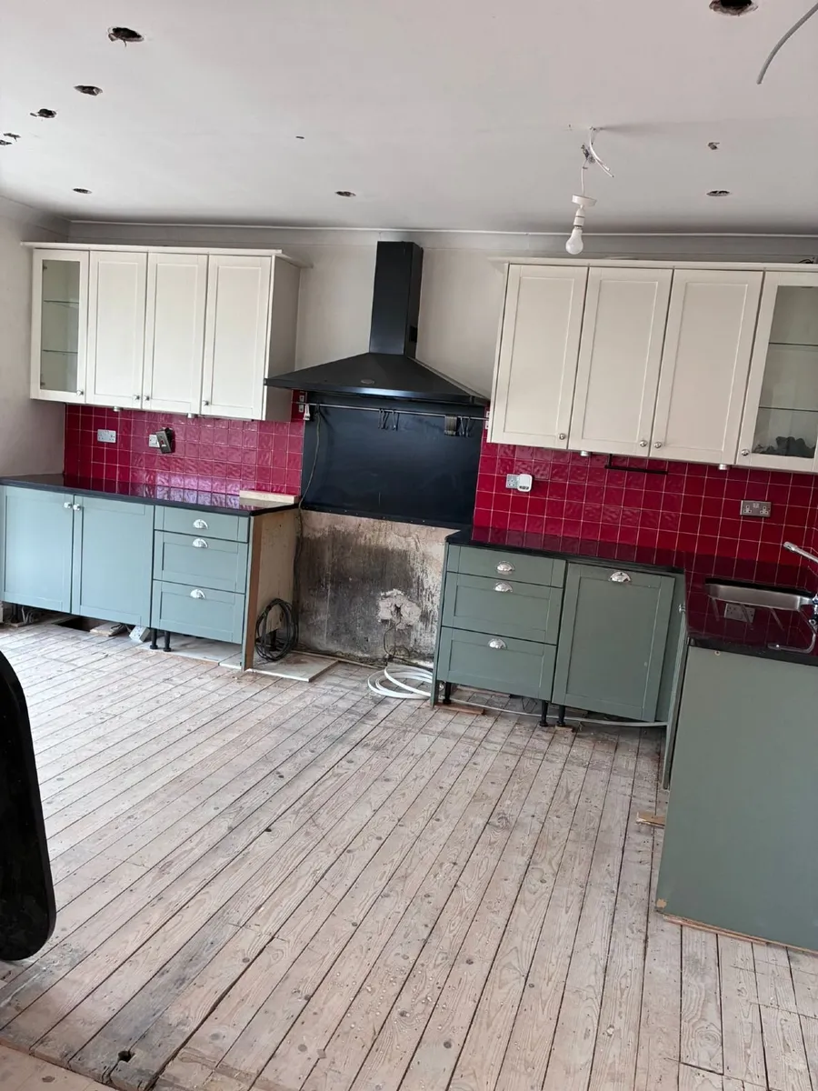 Kitchen -Cabinets, Worktops and Cooker hood - Image 1