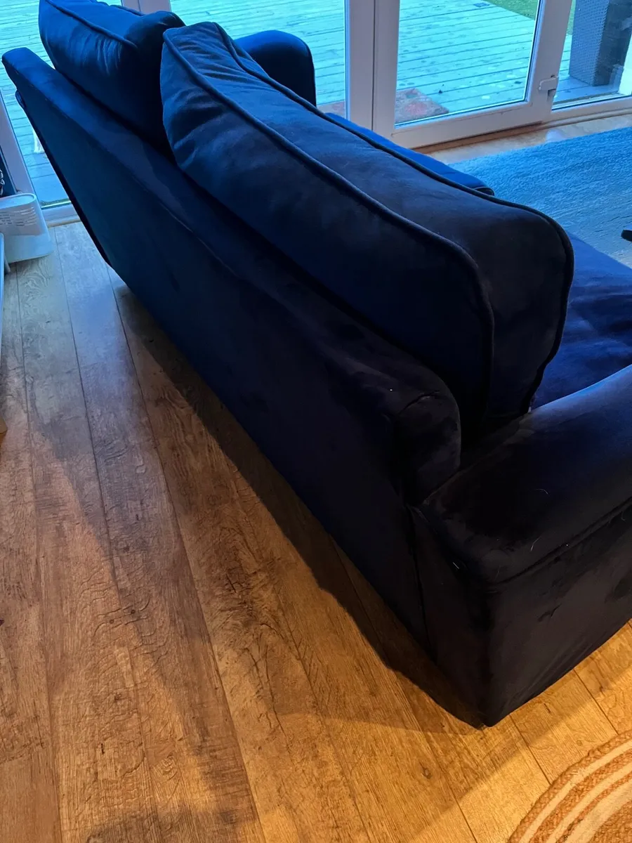 Sofa - Image 4