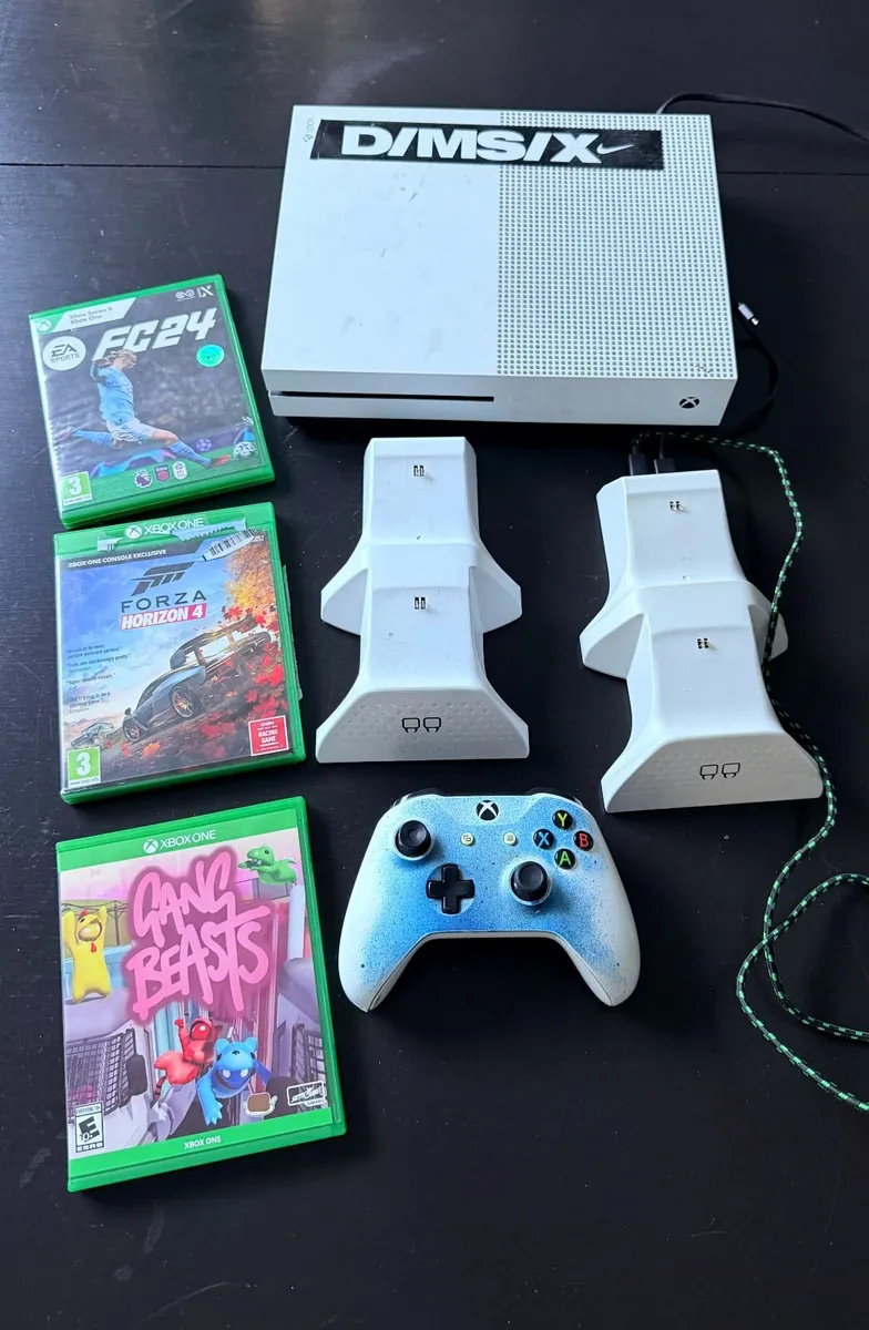 Xbox One S (with console and three games)